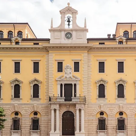 Residenza Palazzo Poste ゲストハウス 4*